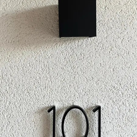 Jiji Senart Aparthotel