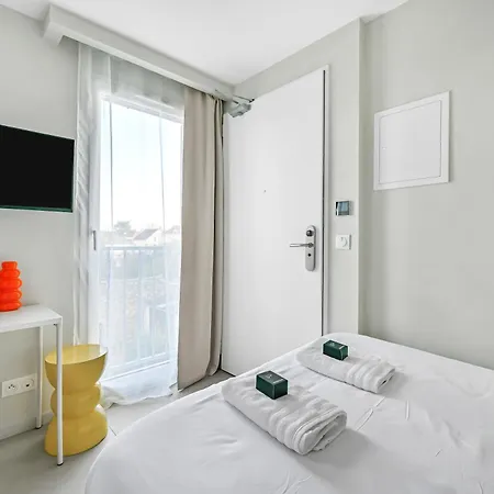 Aparthotel Jiji Senart 3*