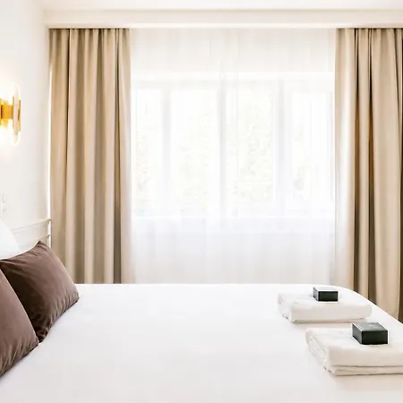 Jiji Sénart Apartahotel Combs-la-Ville
