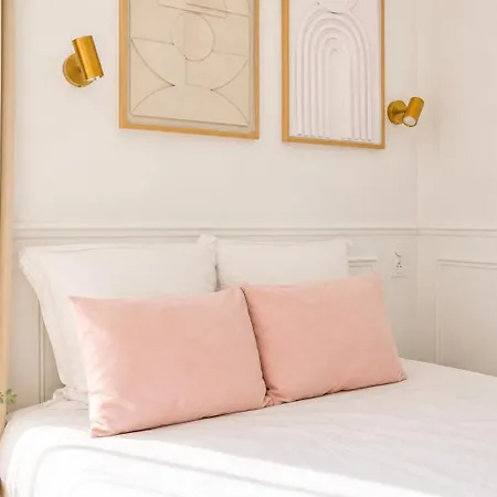 Jiji Senart Apart Otel Combs-la-Ville