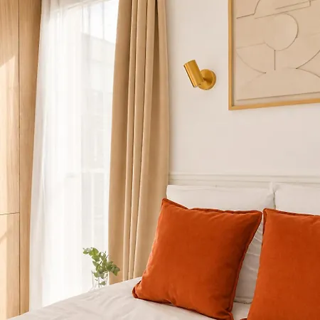 Hotel apartamentowy Jiji Senart 3*